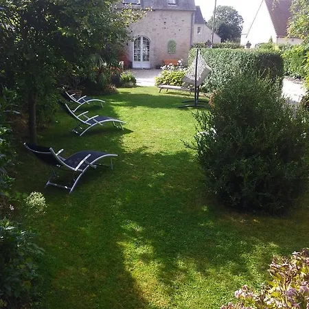 Le So Sweet, Maison Avec Jardin Clos, Terrasse Amenage, Jeux Et Jouets, Baby Foot, Flipper, Table De Ping Pong, A 1km De La D' Omaha Et Pres Port En Bessin Dom wakacyjny *
