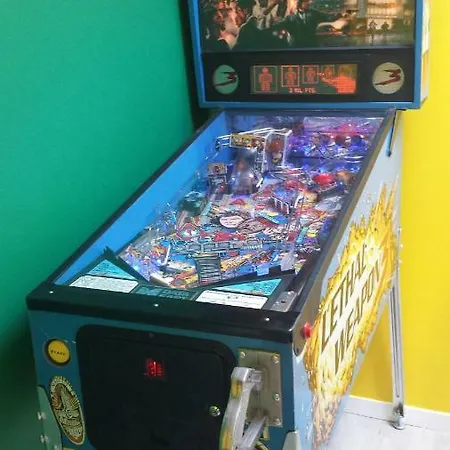Dom wakacyjny Le So Sweet, Maison Avec Jardin Clos, Terrasse Amenage, Jeux Et Jouets, Baby Foot, Flipper, Table De Ping Pong, A 1km De La D' Omaha Et Pres Port En Bessin *