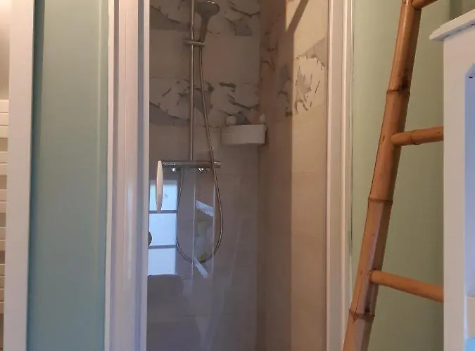 Le So Sweet, Maison Avec Jardin Clos, Terrasse Aménagé, Jeux Et Jouets, Baby Foot, Flipper, Table De Ping Pong, à 1km De La D' Omaha Et Près Port En Bessin