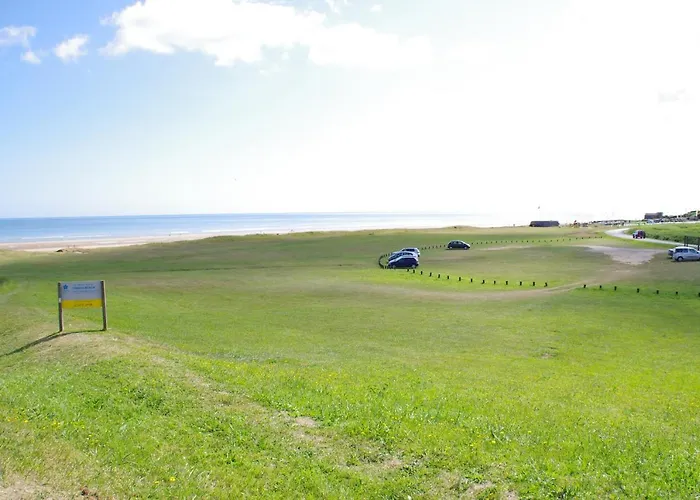 Maison Avec Jardin, Baby Foot, Flipper, Table De Ping Pong, à 1km à Pied Omaha Et Près Port En Bessin