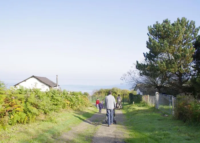 Le So Sweet, Maison Avec Jardin Clos, Terrasse Aménagé, Jeux Et Jouets, Baby Foot, Flipper, Table De Ping Pong, à 1km De La D' Omaha Et Près Port En Bessin Сasa de vacaciones *