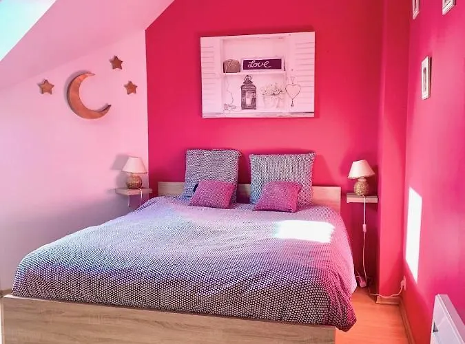 Сasa de vacaciones Le So Sweet, Maison Avec Jardin Clos, Terrasse Aménagé, Jeux Et Jouets, Baby Foot, Flipper, Table De Ping Pong, à 1km De La D' Omaha Et Près Port En Bessin *