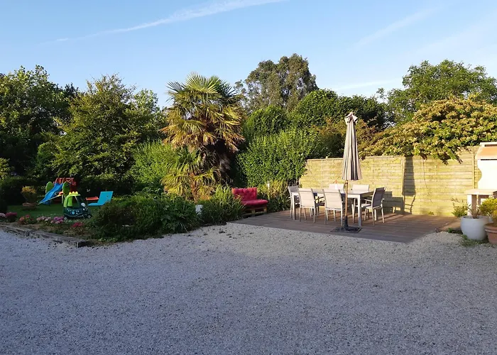 Maison Avec Jardin, Baby Foot, Flipper, Table De Ping Pong, à 1km à Pied Omaha Et Près Port En Bessin * Sainte-Honorine-des-Pertes