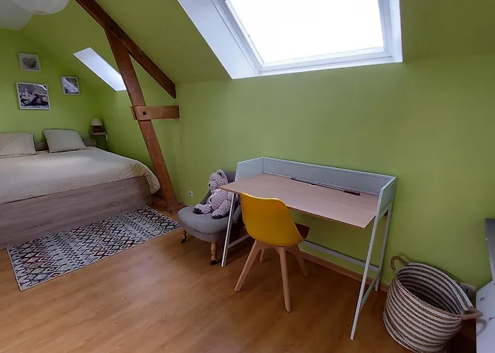 Casa de Férias Maison Avec Jardin, Baby Foot, Flipper, Table De Ping Pong, à 1km à Pied Omaha Et Près Port En Bessin