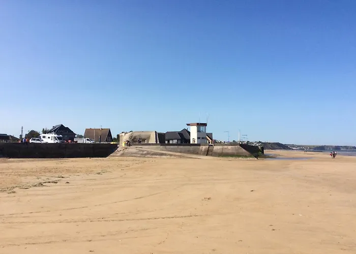 Сasa de vacaciones Le So Sweet, Maison Avec Jardin Clos, Terrasse Aménagé, Jeux Et Jouets, Baby Foot, Flipper, Table De Ping Pong, à 1km De La D' Omaha Et Près Port En Bessin *