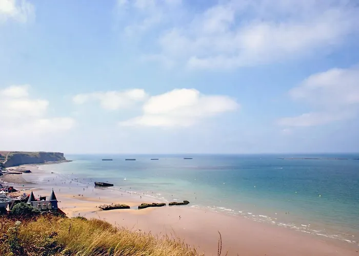 Le So Sweet, Maison Avec Jardin Clos, Terrasse Aménagé, Jeux Et Jouets, Baby Foot, Flipper, Table De Ping Pong, à 1km De La D' Omaha Et Près Port En Bessin *