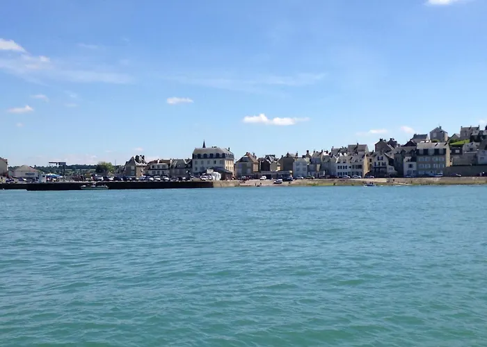 Maison Avec Jardin, Baby Foot, Flipper, Table De Ping Pong, à 1km à Pied Omaha Et Près Port En Bessin Casa de Férias *