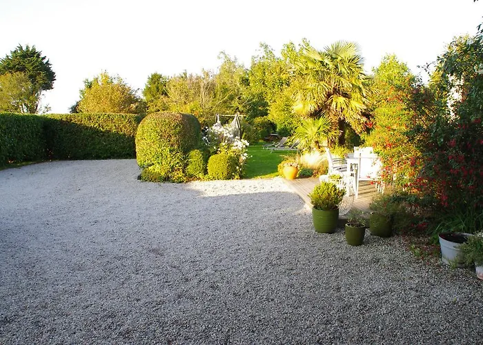 Le So Sweet, Maison Avec Jardin Clos, Terrasse Aménagé, Jeux Et Jouets, Baby Foot, Flipper, Table De Ping Pong, à 1km De La D' Omaha Et Près Port En Bessin Сasa de vacaciones Sainte-Honorine-des-Pertes