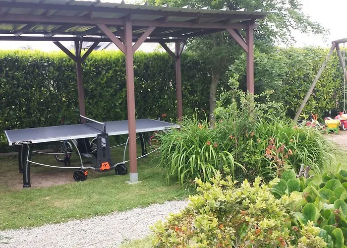 Le So Sweet, Maison Avec Jardin Clos, Terrasse Aménagé, Jeux Et Jouets, Baby Foot, Flipper, Table De Ping Pong, à 1km De La D' Omaha Et Près Port En Bessin Sainte-Honorine-des-Pertes